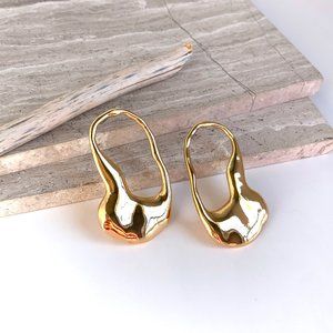 NEW~ Anthropologie Molten Lava Gold hoop Earrings